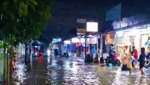Sorotan Utama Cikarang Timur Terpungung Banjir