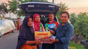 Direktur Utama PT Duta Mega Cemerlang Terjun Langsung Bantu Korban Banjir Bekasi