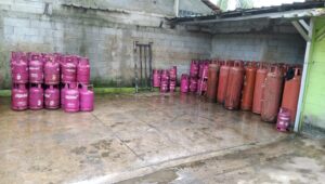 Diduga Salah Satu Oknum Polsek Rancabungur Jadi Beking Pengoplosan Gas LPG 3 Kg ke Tabung 12 dan 50 Kg di Bantar Sari