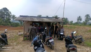 Satpol PP Jawa Barat Segel Tambang Ilegal di Cigudeg, Alat Berat Dipasang PPNS Line